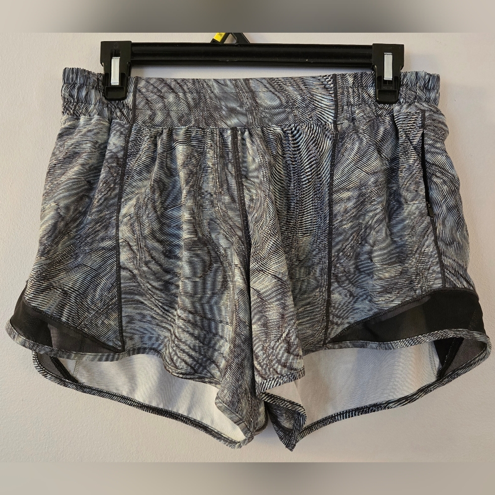 Lululemon Hotty Hot Shorts Lined Size 8‎ Gray Running Swift Athletica